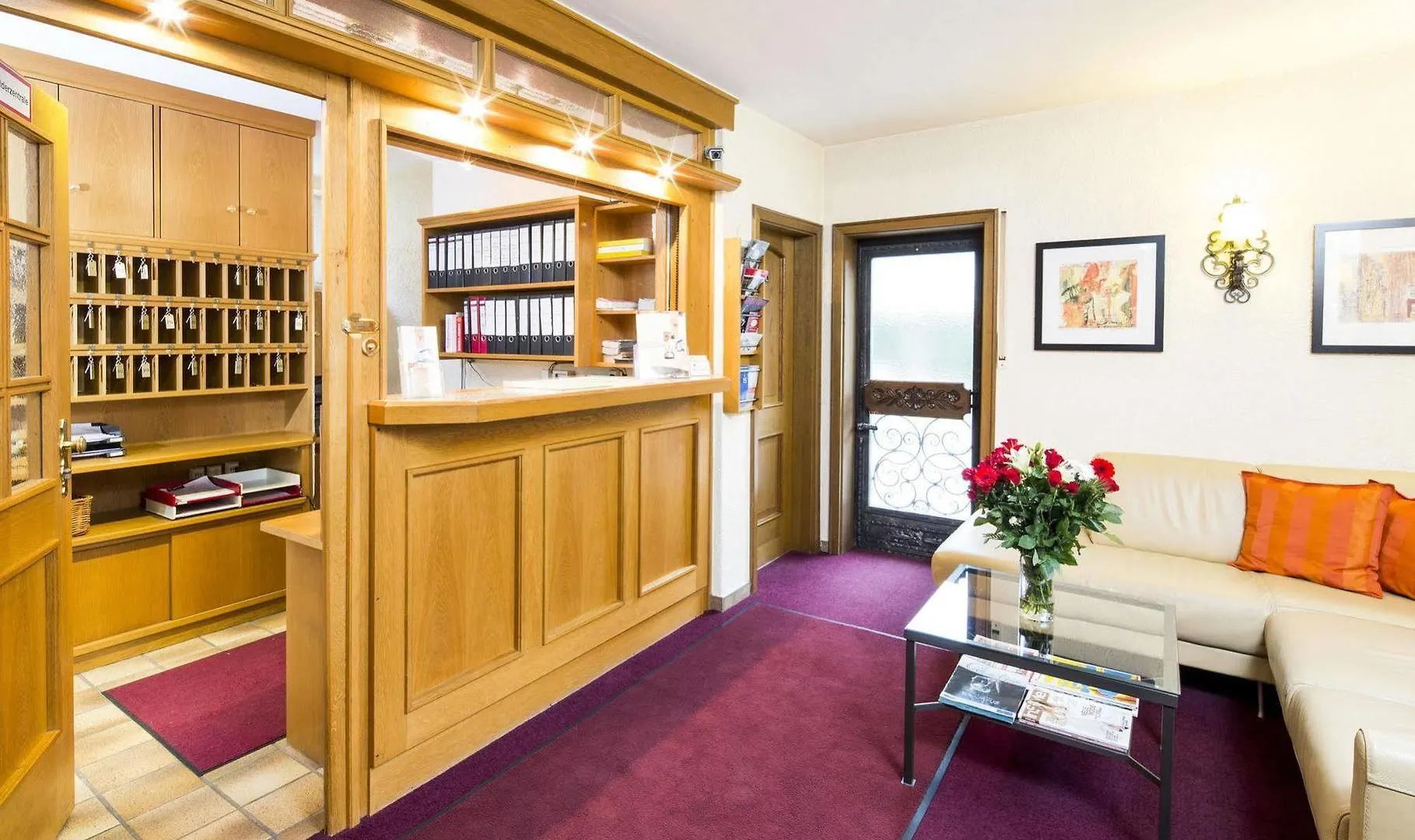 Nuernberger Trichter Family-Business Hotel Garni Norimberk